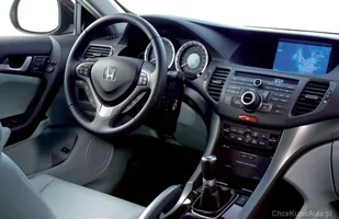 Używane: Honda Accord VIII — zdjęcie 6