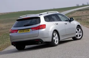 Używane: Honda Accord VIII — zdjęcie 10
