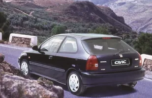Używane: Honda Civic VI — zdjęcie 11