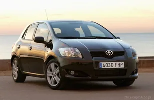 Używane: Toyota Auris — zdjęcie 7
