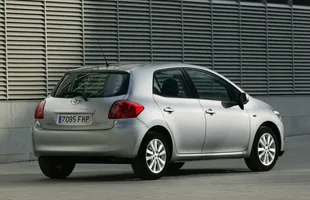 Używane: Toyota Auris — zdjęcie 10