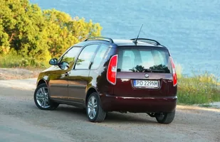 Używane: Skoda Roomster — zdjęcie 7