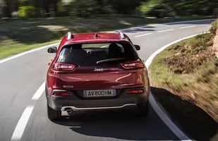 Nowy Jeep Cherokee w Polsce. Ceny — zdjęcie 3