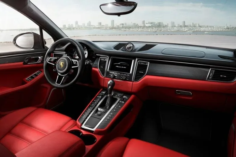 Polacy chętnie kupują... Porsche!