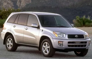 6,4 mln aut  Toyoty do naprawy — zdjęcie 2