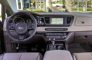 Nowa Kia Carnival. Tzn. Sedona — zdjęcie 7