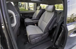 Nowa Kia Carnival. Tzn. Sedona — zdjęcie 8