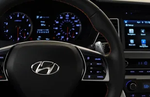 Całkiem nowy Hyundai Sonata — zdjęcie 7