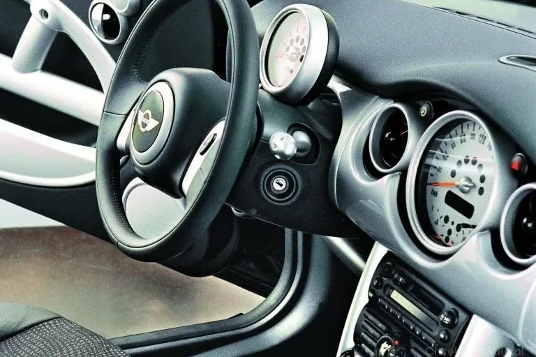 Mini R50