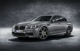 BMW M5 ma już 30 lat! — zdjęcie 2