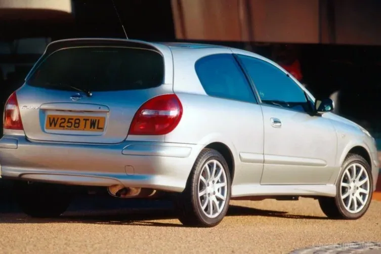 Nissan Almera
