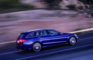 Nowy Mercedes C Estate — zdjęcie 12