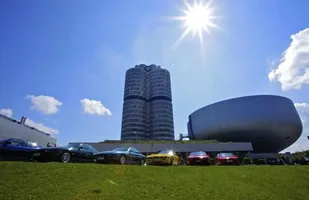 25 lat BMW serii 8! — zdjęcie 11