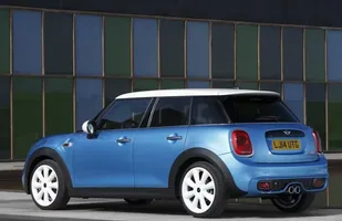 Pięciodrzwiowe Mini. Takiego nie było! — zdjęcie 3