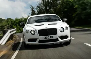 Bentley Continental GT3-R. Najszybszy w historii — zdjęcie 11