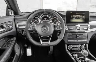 Mercedes CLS po liftingu — zdjęcie 12