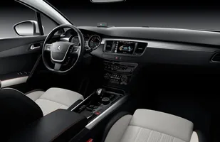 Peugeot 508 po liftingu — zdjęcie 6