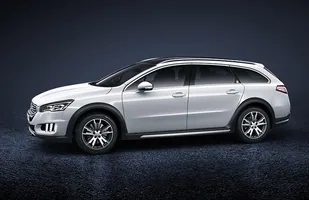 Peugeot 508 po liftingu — zdjęcie 9