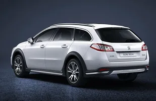 Peugeot 508 po liftingu — zdjęcie 10