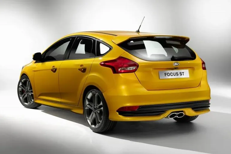 Ford Focus ST model roku 2015