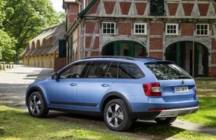 Skoda Octavia Scout — zdjęcie 7