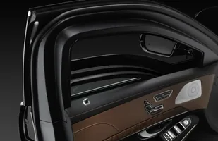 Opancerzony Mercedes S600 Guard — zdjęcie 8