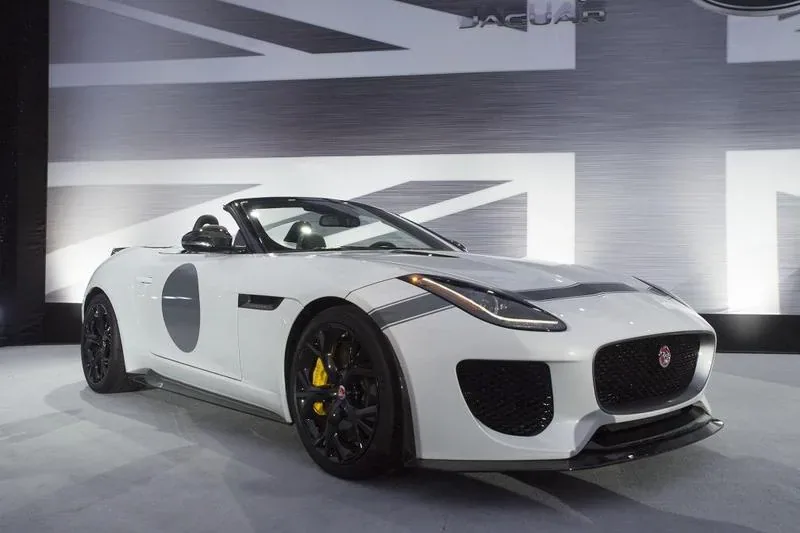 Jaguar F-TYPE Project 7