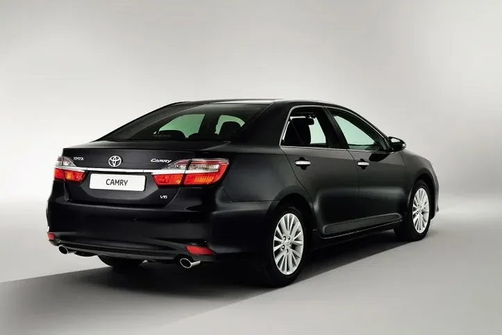 Toyota Camry 2015