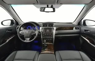 Toyota Camry po liftingu — zdjęcie 5