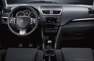31 lat Suzuki Swift — zdjęcie 4