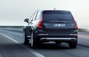 Świetna sprzedaż Volvo XC90 — zdjęcie 2