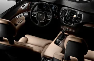 Świetna sprzedaż Volvo XC90 — zdjęcie 4
