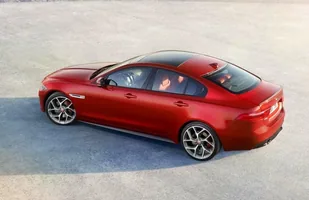 Nowość: Jaguar XE — zdjęcie 10