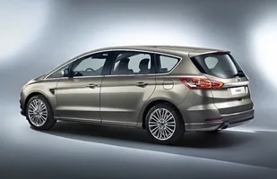 Oto Ford S-Max drugiej generacji — zdjęcie 3