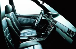 30 lat Mercedesa W124 — zdjęcie 7