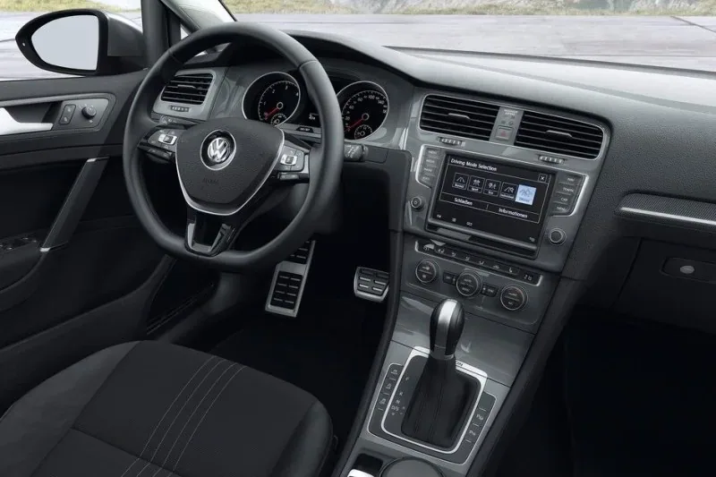 Volkswagen Golf Alltrack