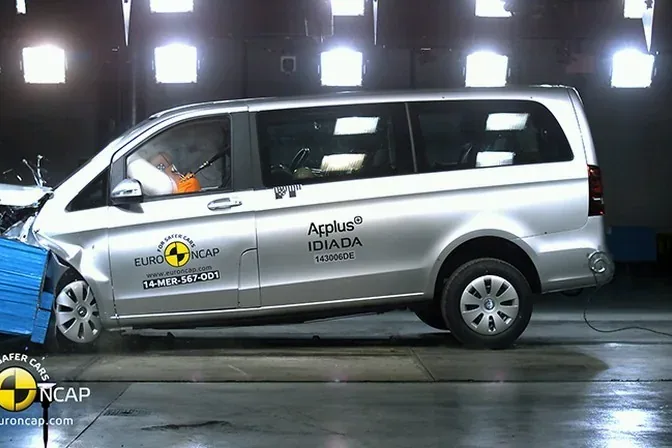 Testy Euro NCAP: Citroen C4 Cactus, Nissan X-Trail i Mercedes V