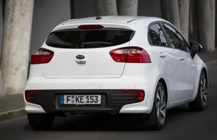 Kia Rio po liftingu — zdjęcie 4