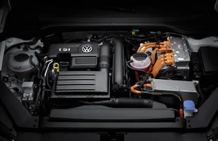 Volkswagen Passat GTE. Nowa hybryda z Wolfsburga — zdjęcie 2