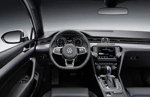 Volkswagen Passat GTE. Nowa hybryda z Wolfsburga — zdjęcie 3