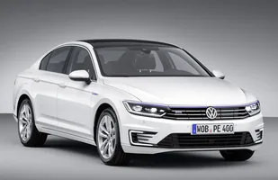 Volkswagen Passat GTE. Nowa hybryda z Wolfsburga — zdjęcie 1