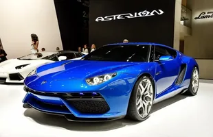 Lamborghini Asterion. 4 l/100 km? — zdjęcie 9