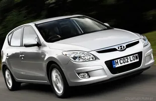 Nadjeżdża Hyundai i30 drugiej generacji — zdjęcie 4