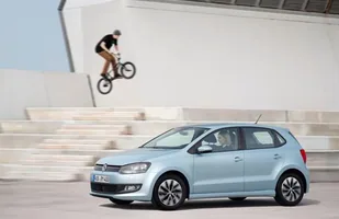 Benzynowy VW Polo TSI Bluemotion — zdjęcie 2