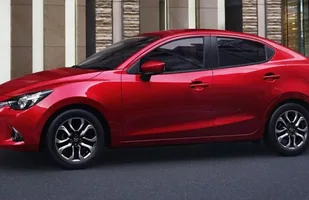 Oficjalnie: Mazda 2 sedan — zdjęcie 3