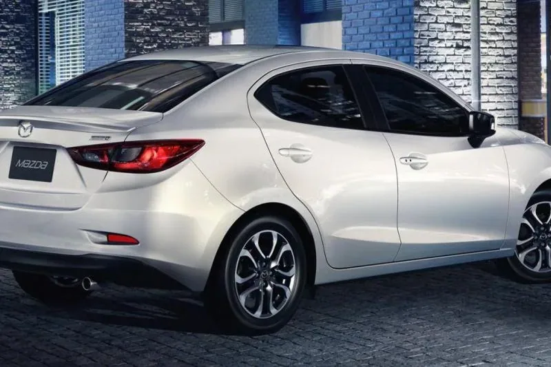 Mazda 2 sedan