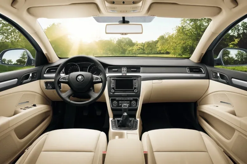 Skoda Superb Business