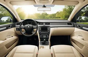 Skoda Superb Business — zdjęcie 2