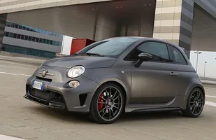 Abarth 695 Biposto. Cóż za auto! — zdjęcie 6