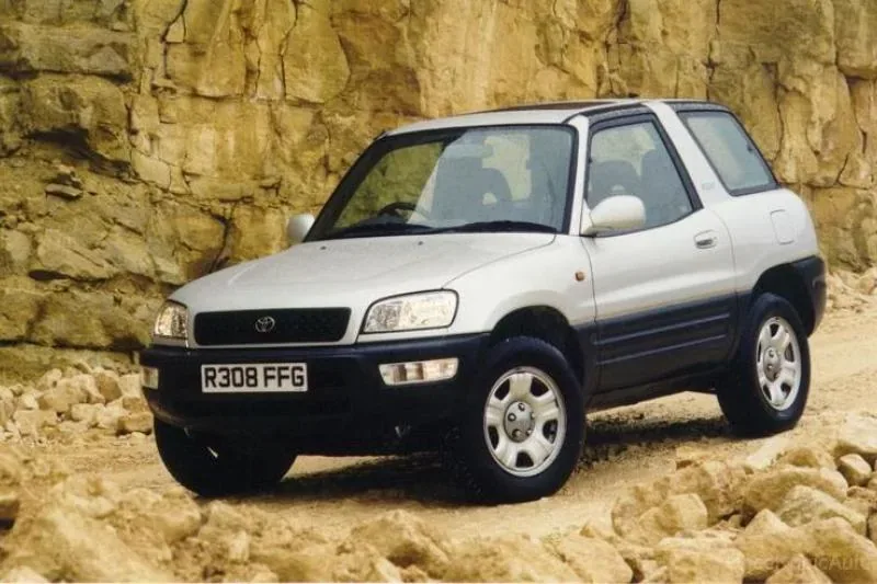 Toyota RAV4 pierwszej generacji